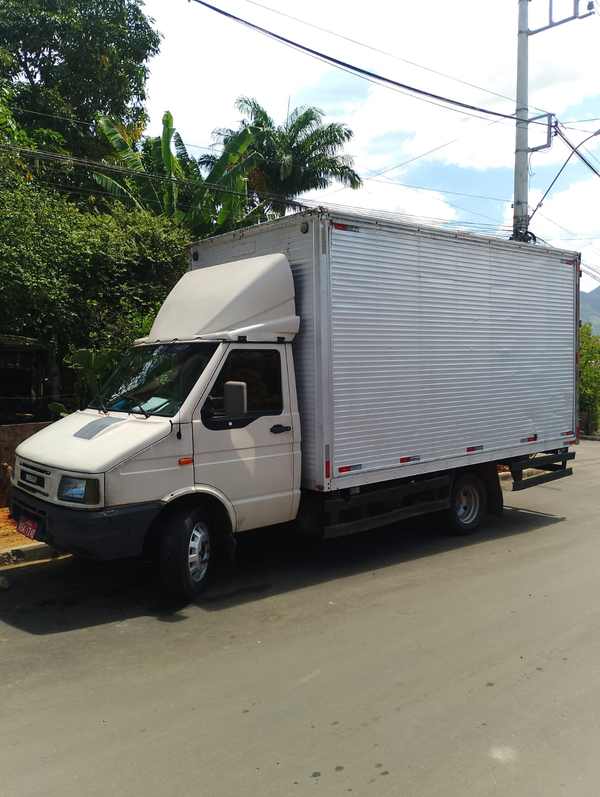 clebio-e-keverson-transportes-e-mudancasg3795.webp
